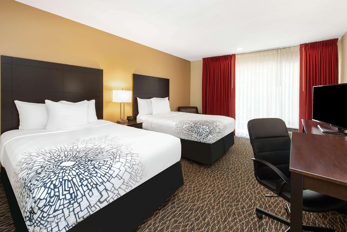 La Quinta Inn by Wyndham Clearwater Central photo 2