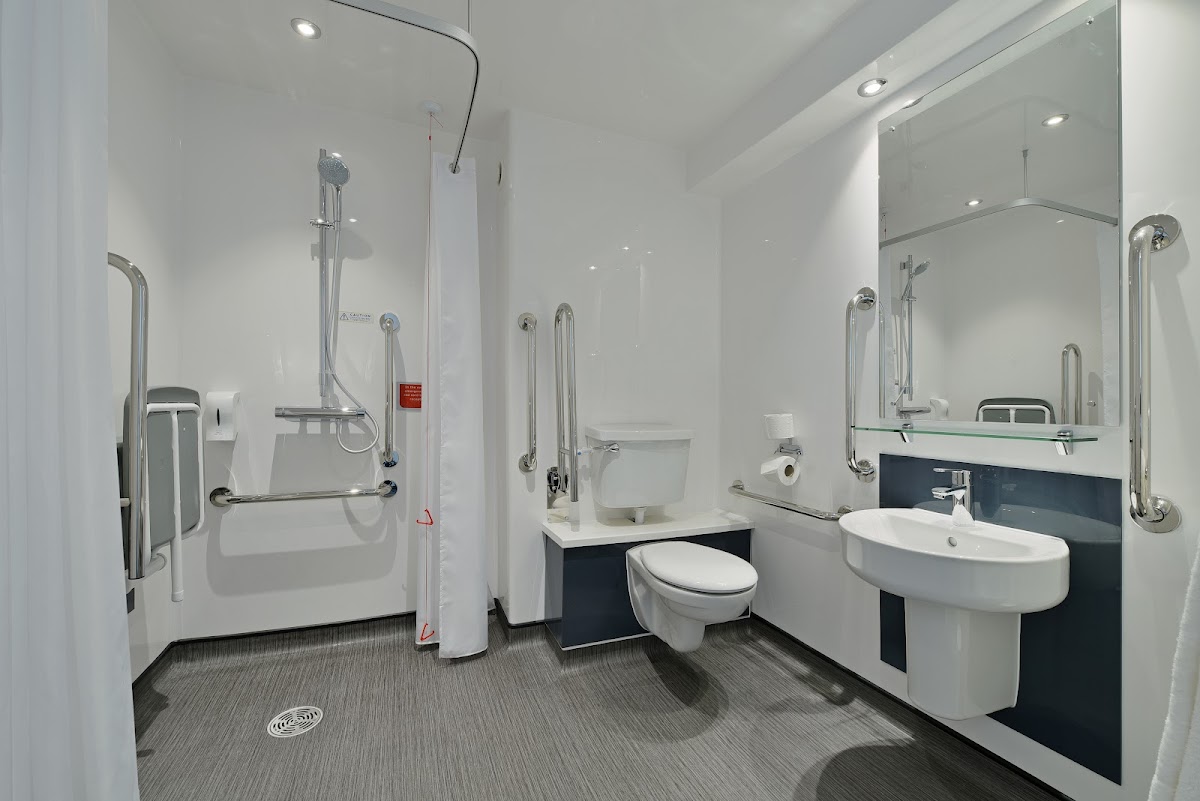 Travelodge Poole North photo 3