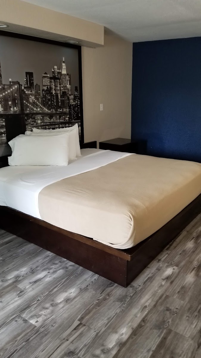 Super 8 by Wyndham Rahway/Newark photo 2