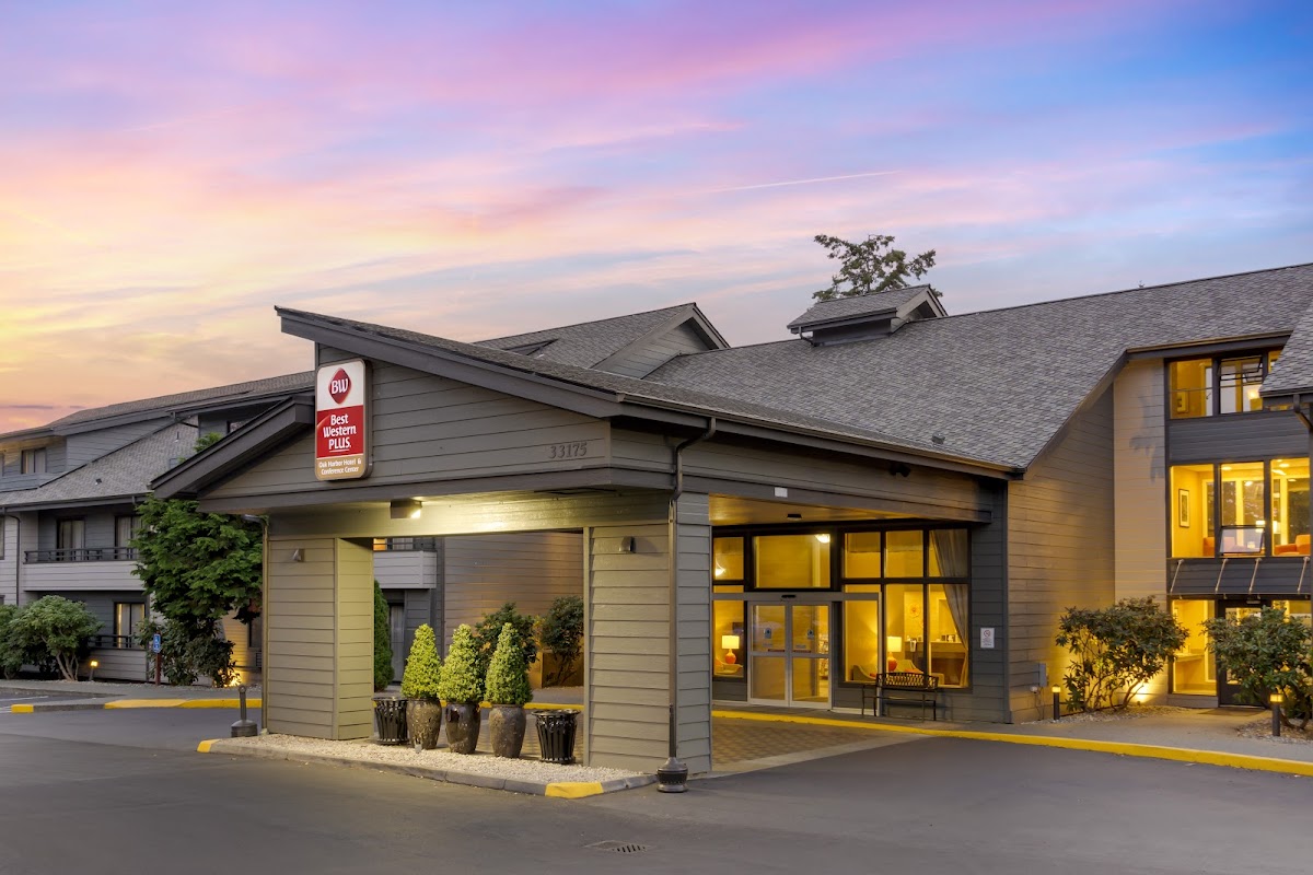 Best Western Plus Oak Harbor Hotel & Conference Center