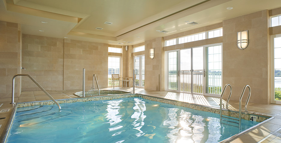 Newport Beach Hotel & Suites photo 3