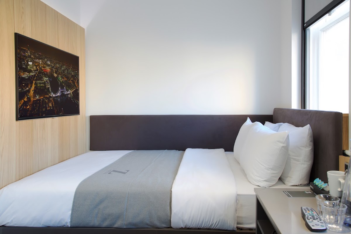The Z Hotel City photo 2