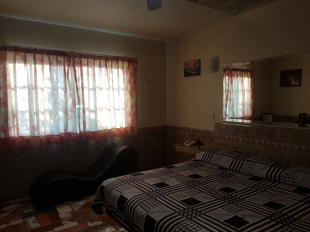 Hotel Las Bolas photo 2