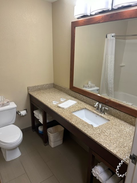 Quality Inn & Suites Bradford photo 3