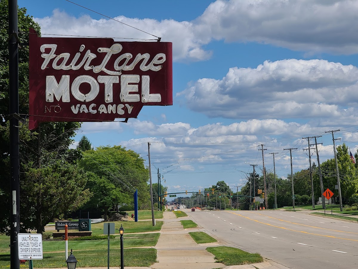 Fairlane Motel