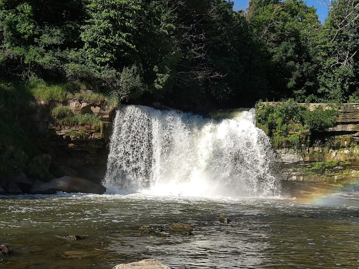 Medina Falls
