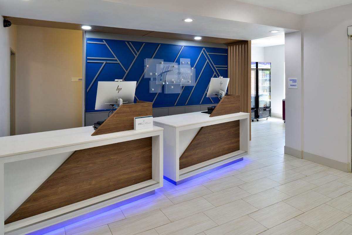 Holiday Inn Express & Suites Carthage by IHG photo 2