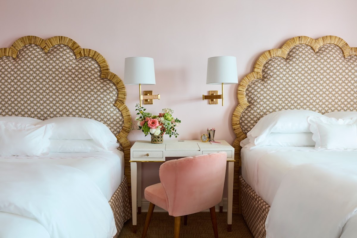 The Colony Hotel photo 2