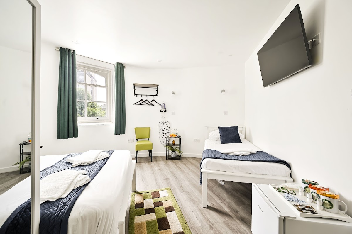 City London Hotel photo 2