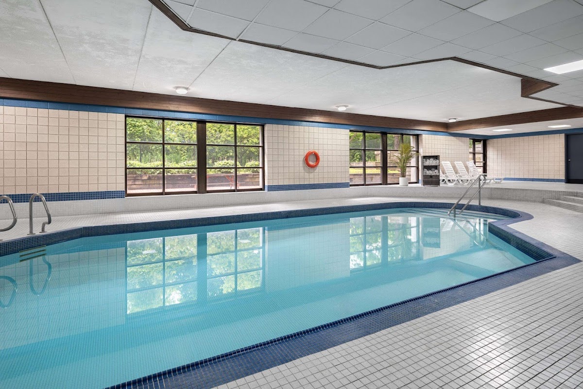 Travelodge by Wyndham Barrie photo 3
