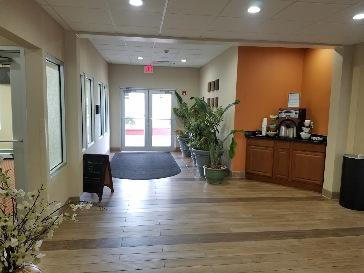 Quality Inn & Suites Mountaineer Inn photo 2