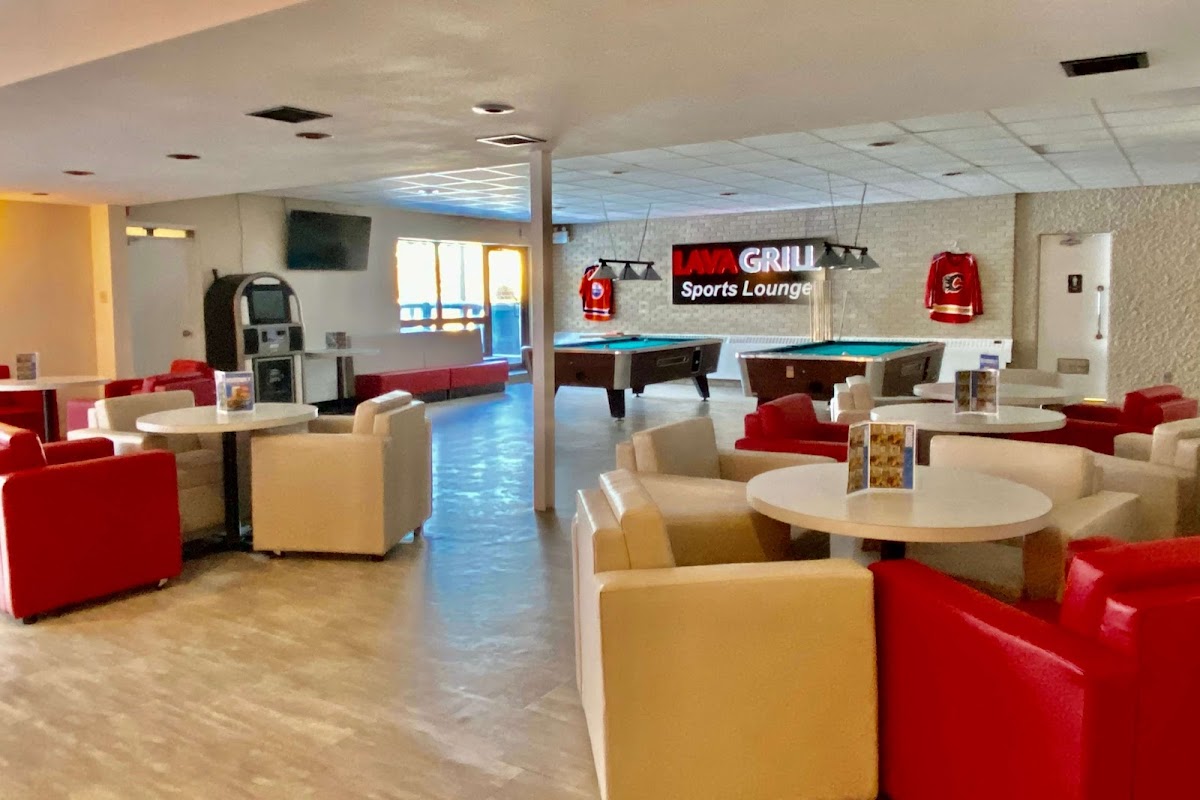 Ramada by Wyndham Whitecourt photo 2