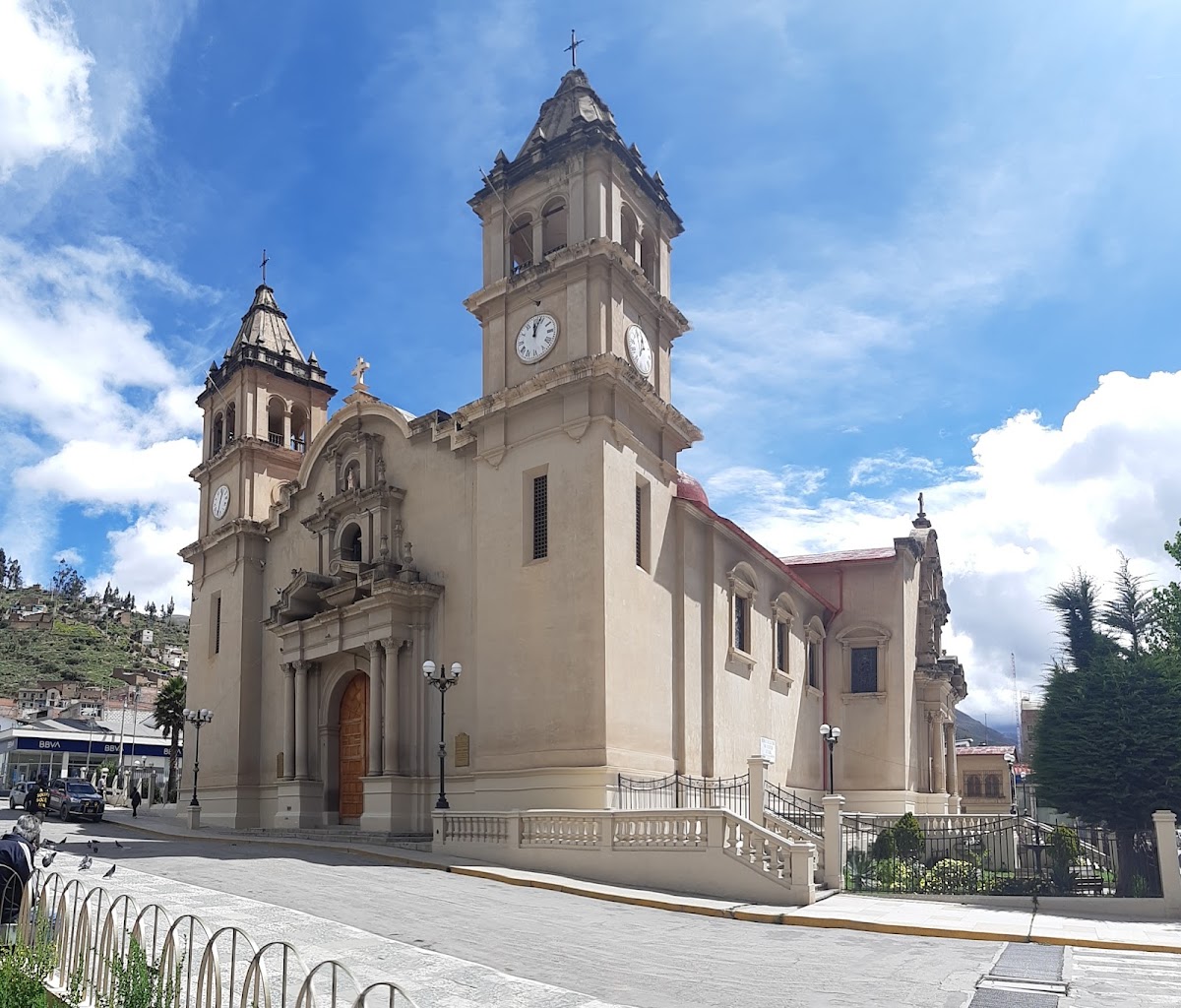 Catedral de Santa Ana - Diocesis de Tarma
