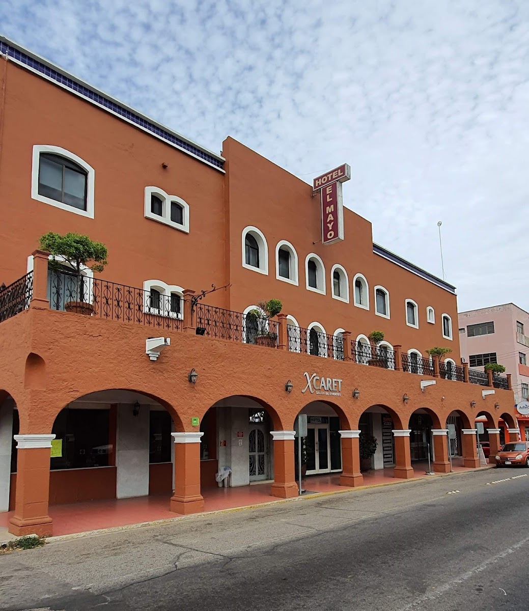 Hotel El Mayo Inn