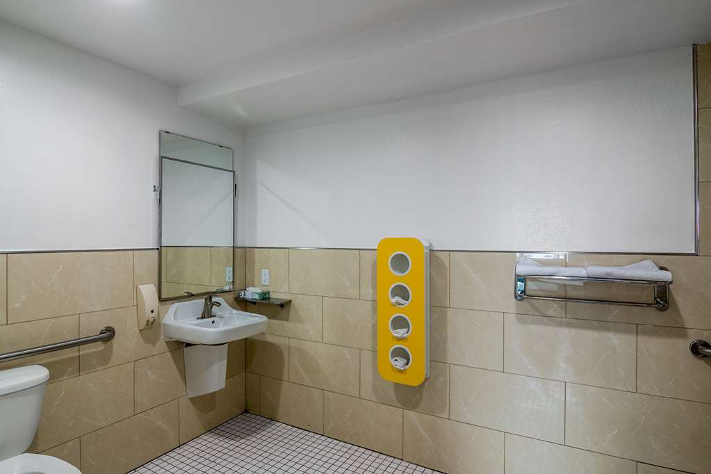 Motel 6 Norwalk, CA photo 3