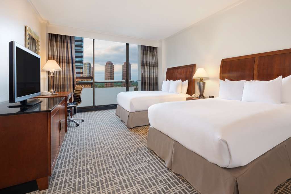 Hilton Houston Post Oak by the Galleria photo 2