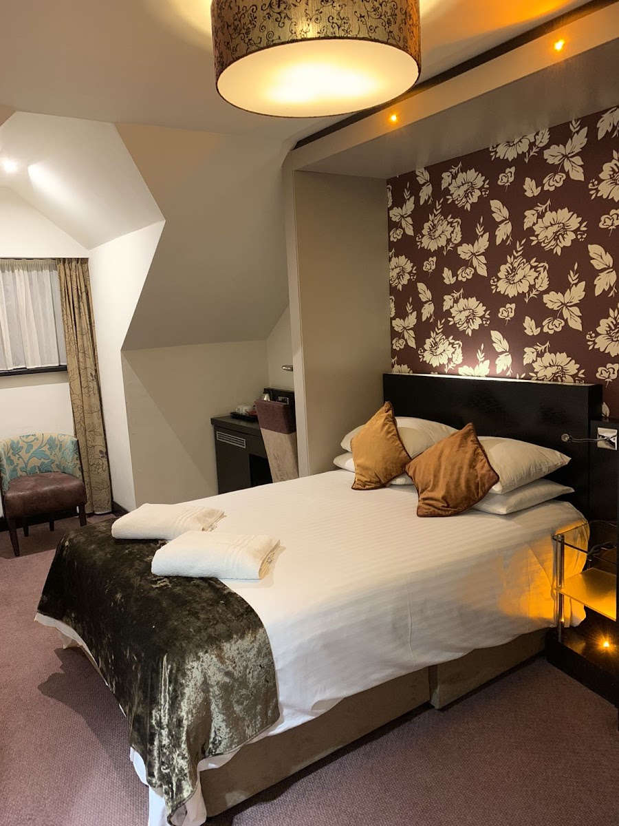 Bluebell Hotel-Best price gauranteed on our website photo 3