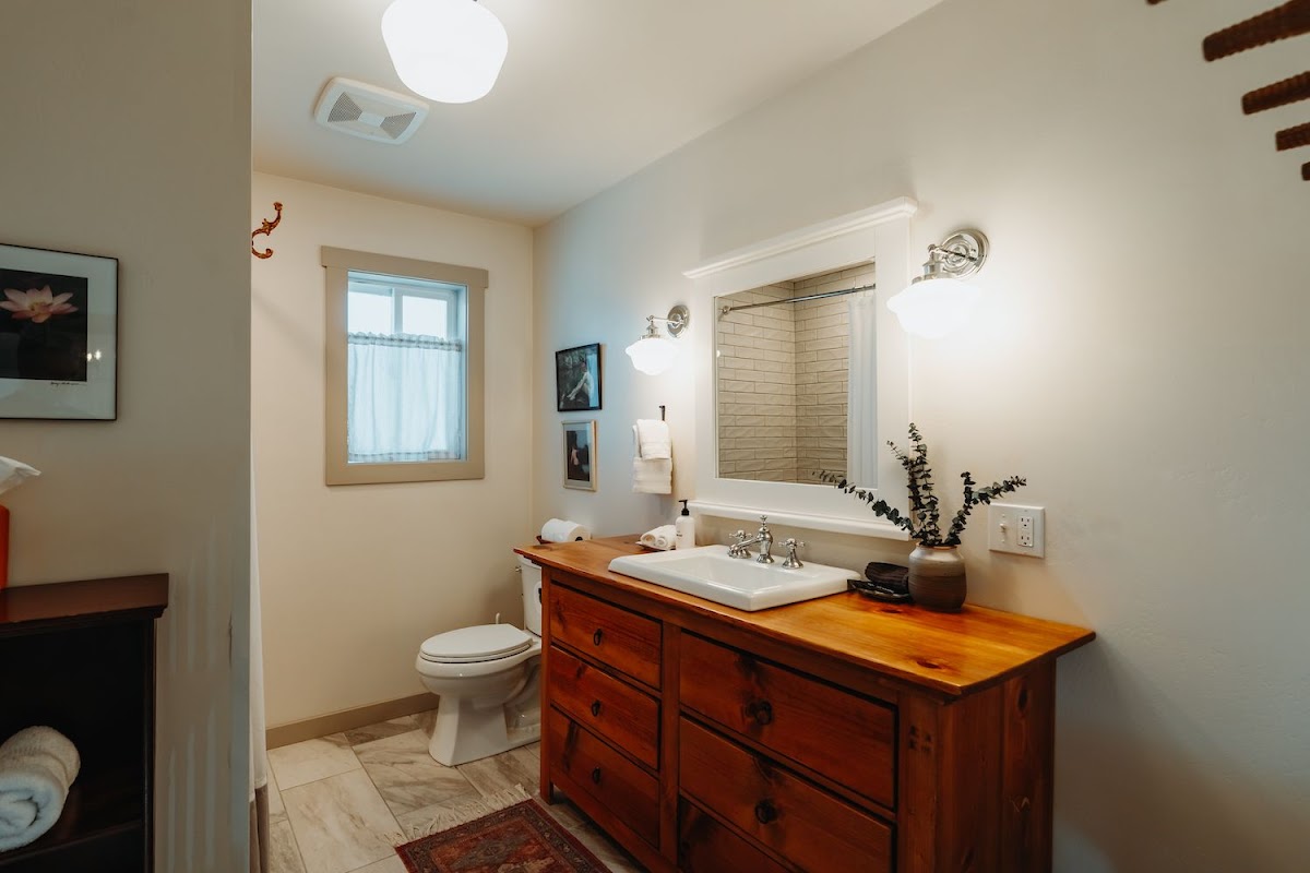 Swank House-The Matriarch Heritage House + Suites photo 2