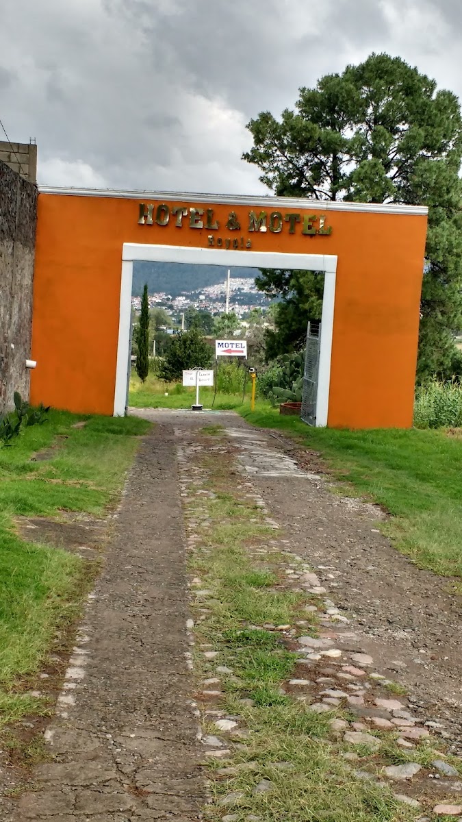 Hotel Royola