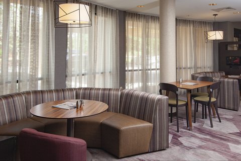 Courtyard by Marriott Valdosta photo 2