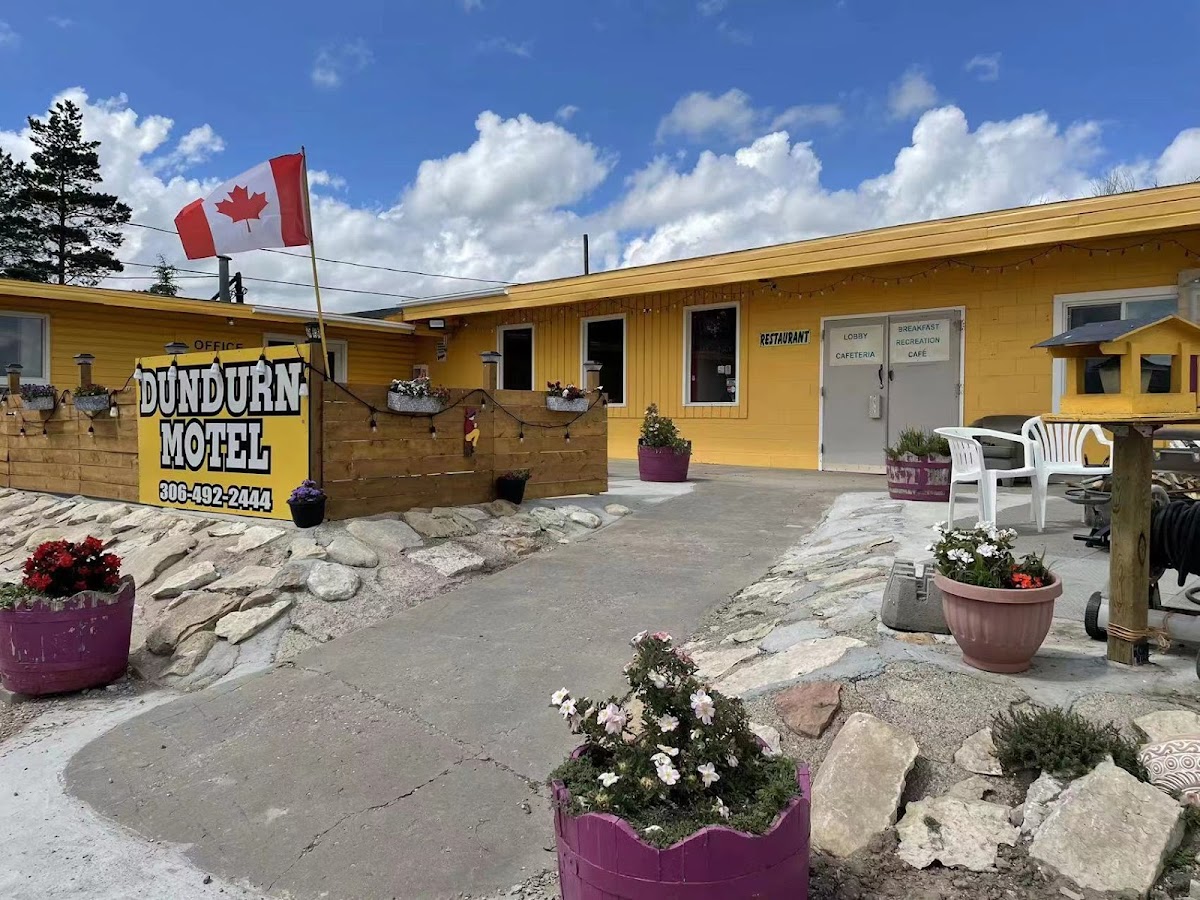 Dundurn Motel & Restaurant