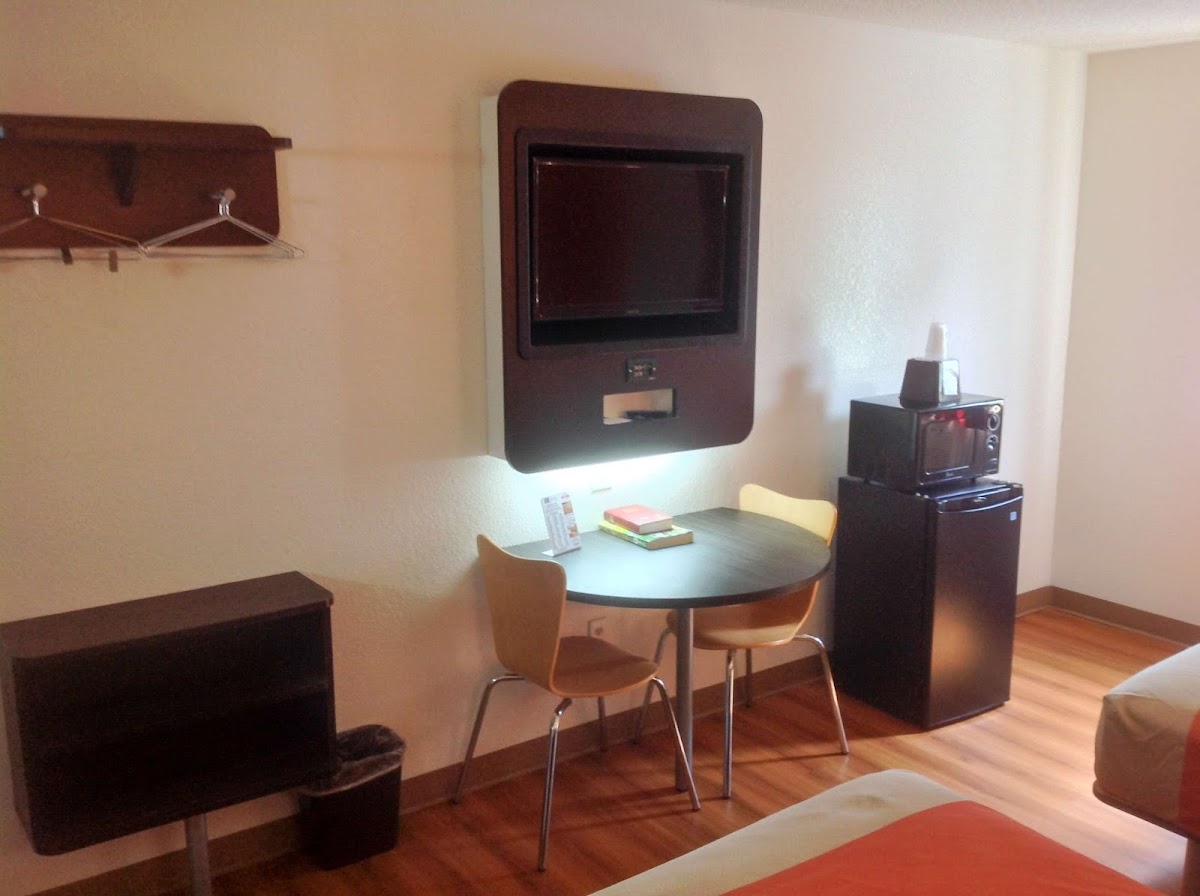 The Reserve Inn photo 2