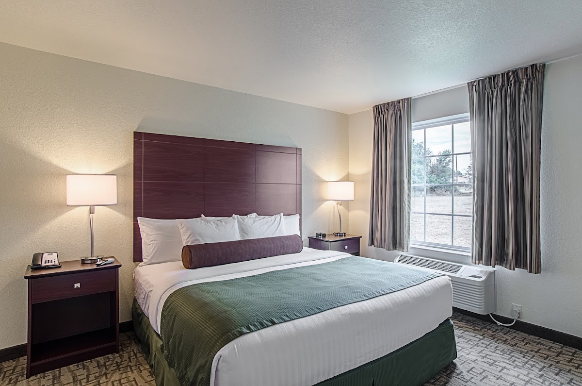 Cobblestone Inn & Suites - Guernsey photo 2