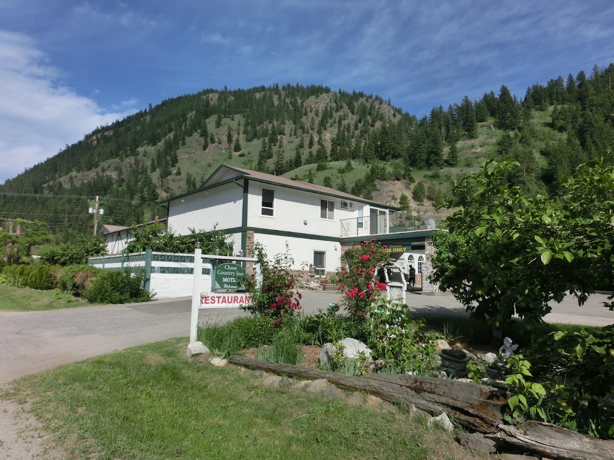 Chase Country Inn Motel