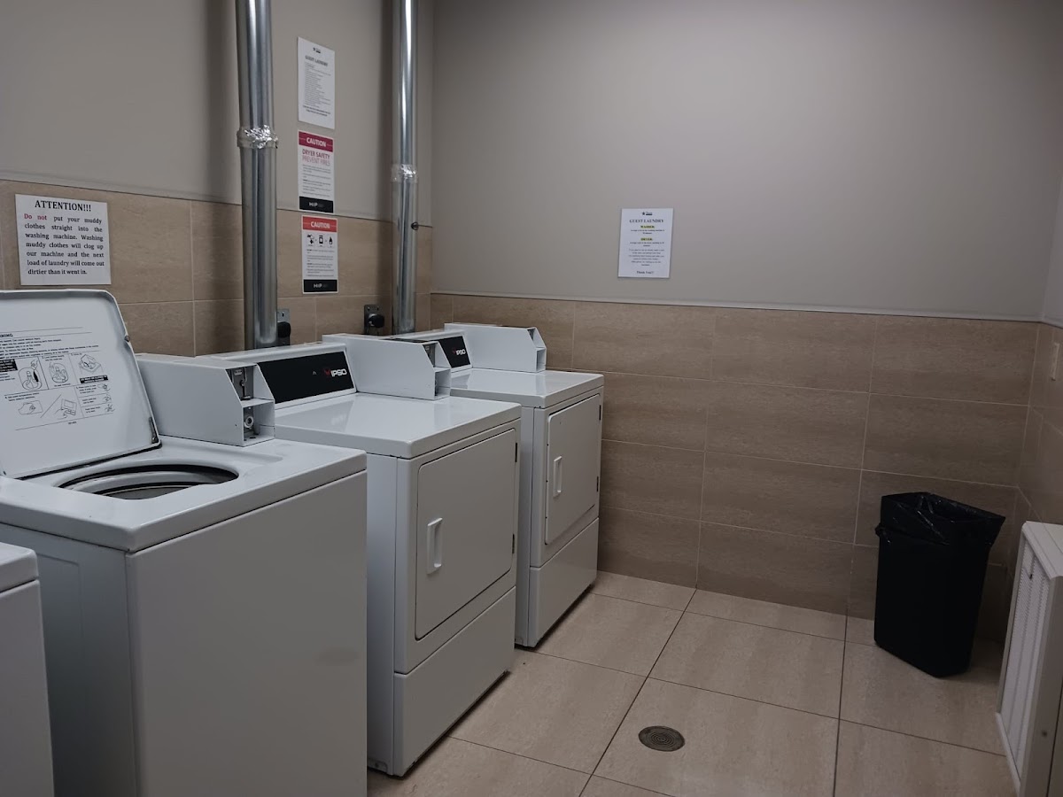 Days Inn & Suites by Wyndham Fort Saskatchewan photo 3
