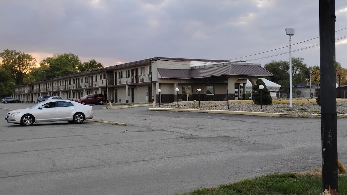 Motor 8 Inn