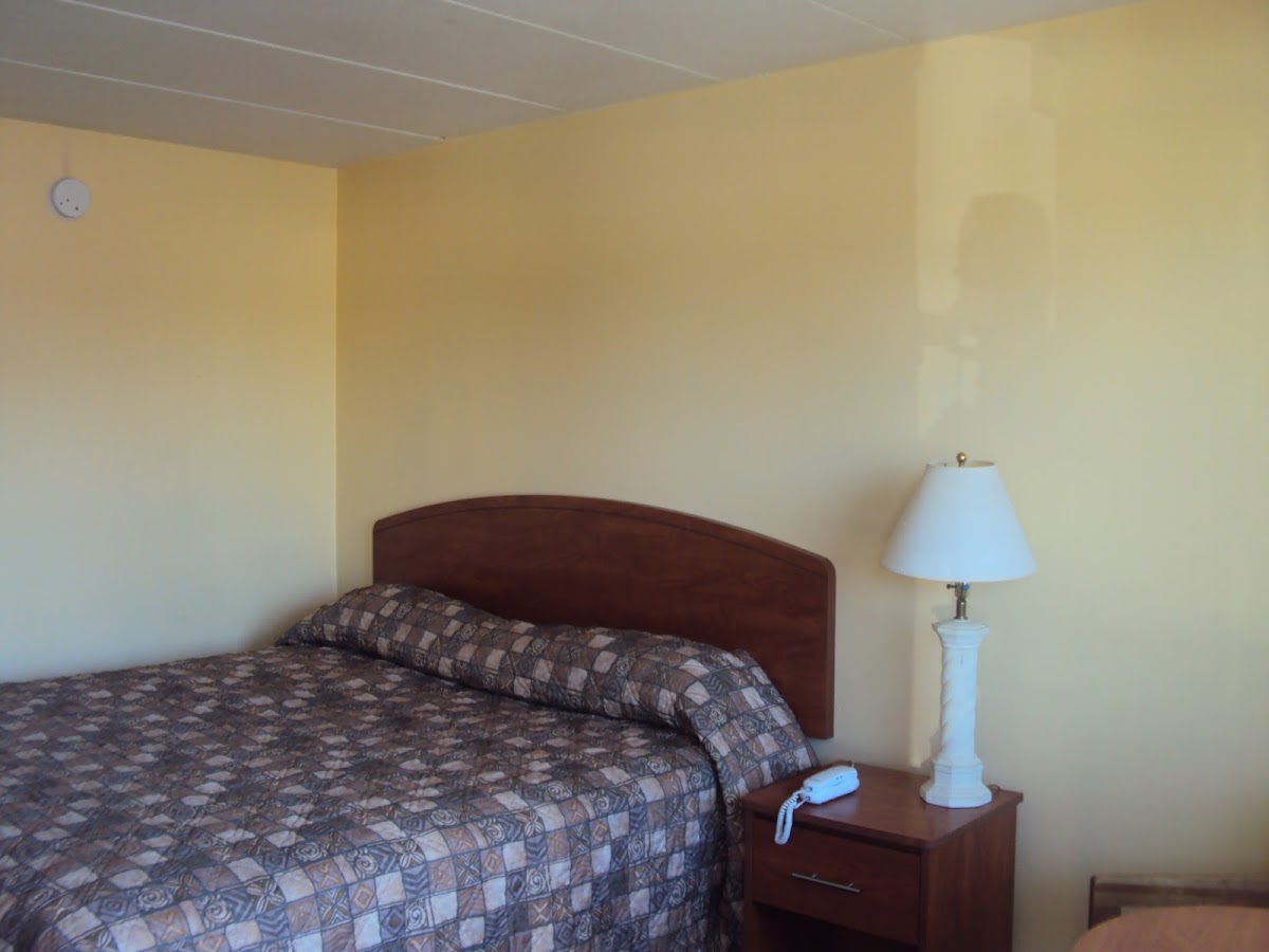 Motor 8 Inn photo 2