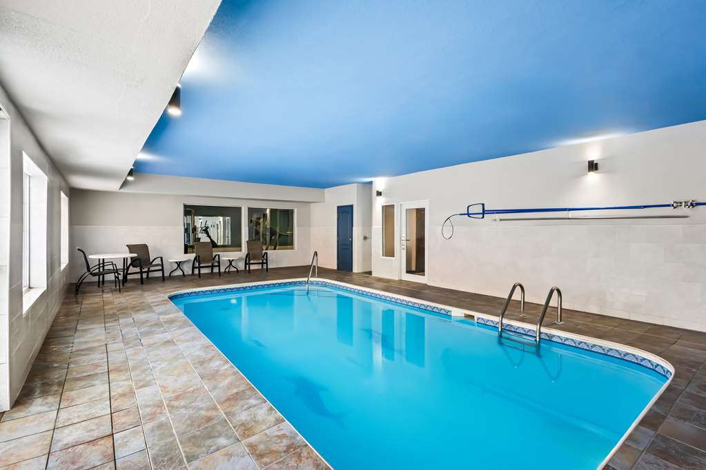 Best Western Fort Wayne Inn & Suites North photo 3