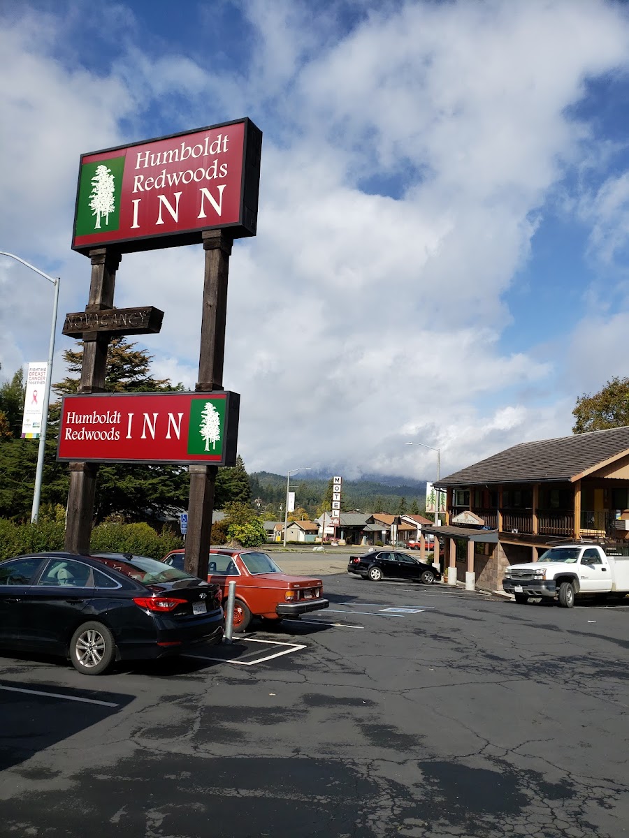 Humboldt Redwoods Inn photo 3
