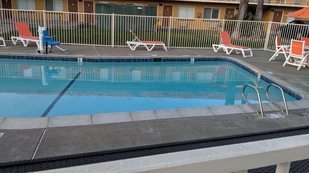 Rodeway Inn Wine Country photo 3