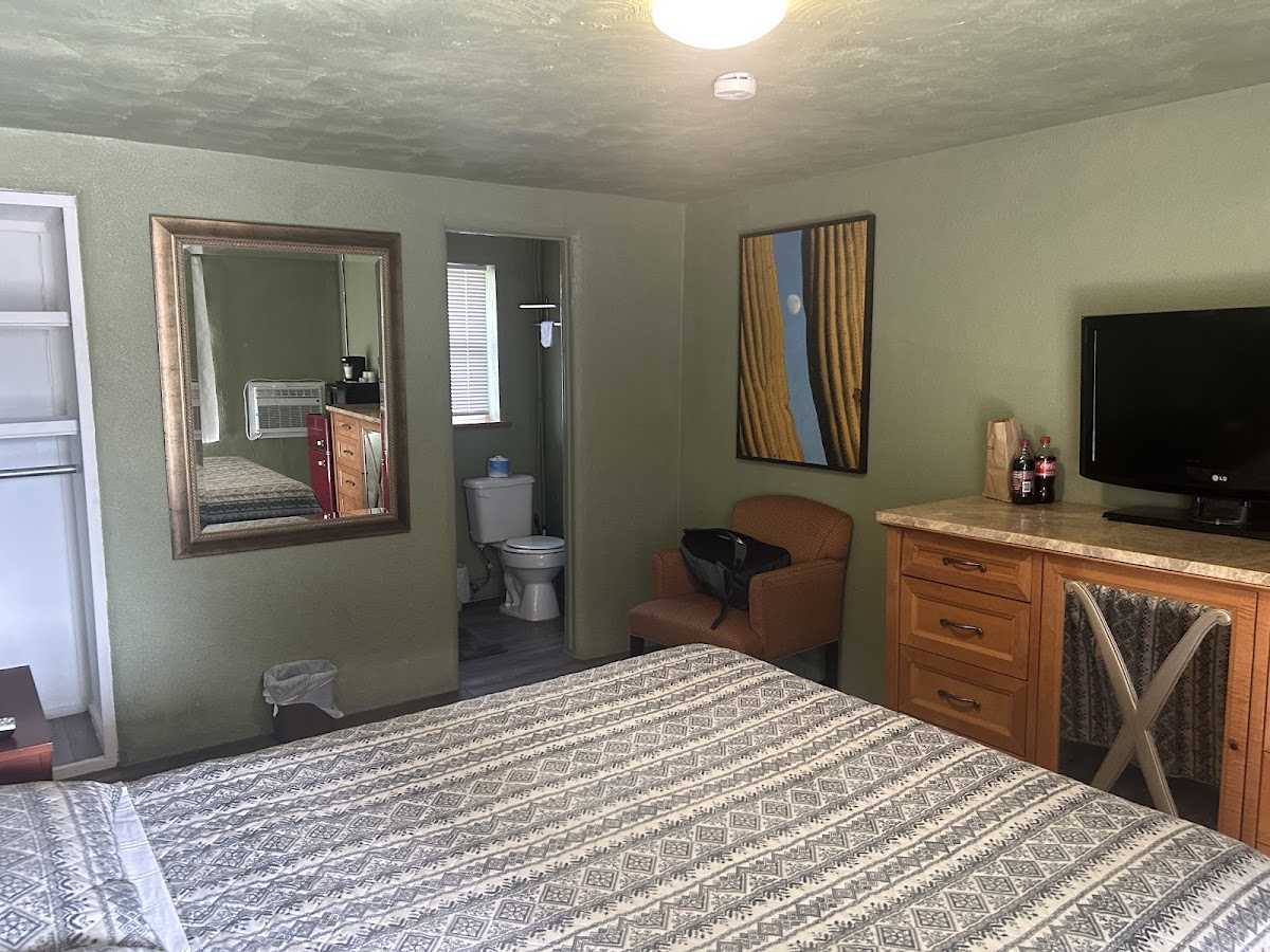 Siesta Motel photo 2