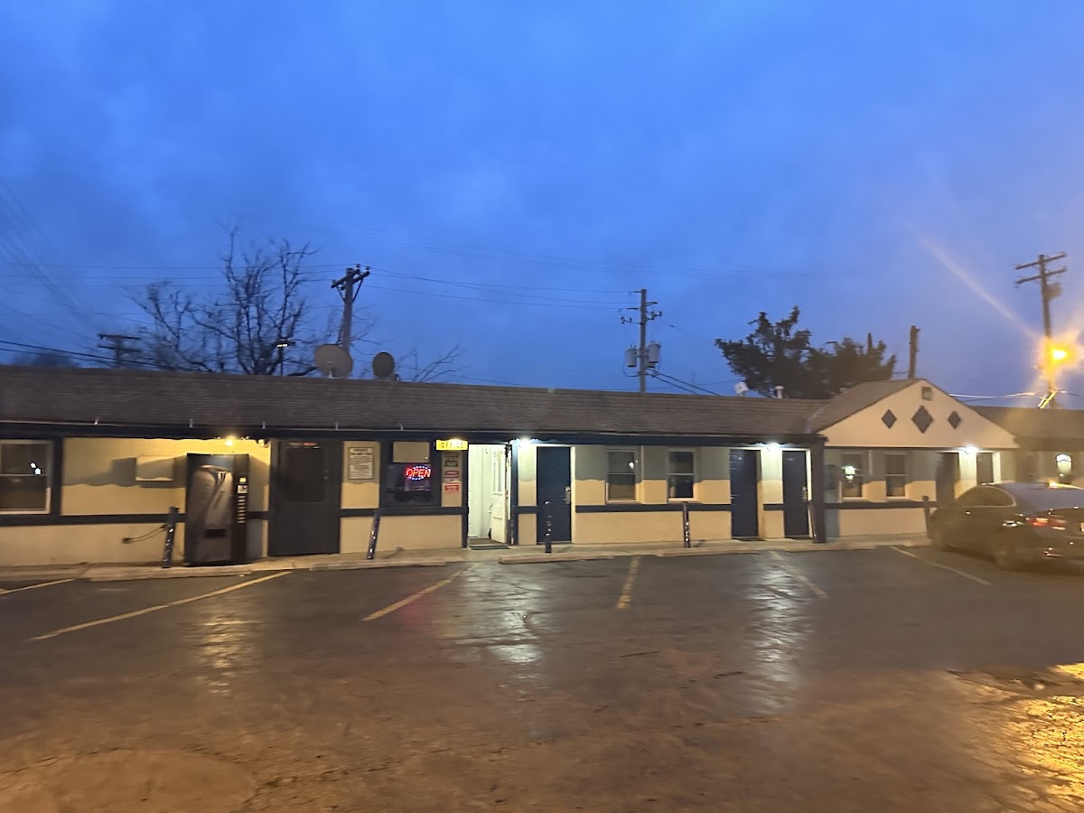 Euclid Motel photo 2