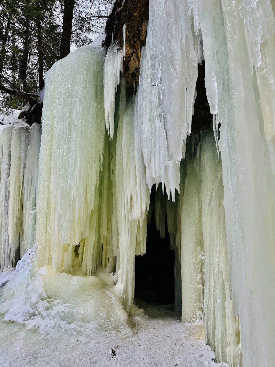 Eben Ice Caves