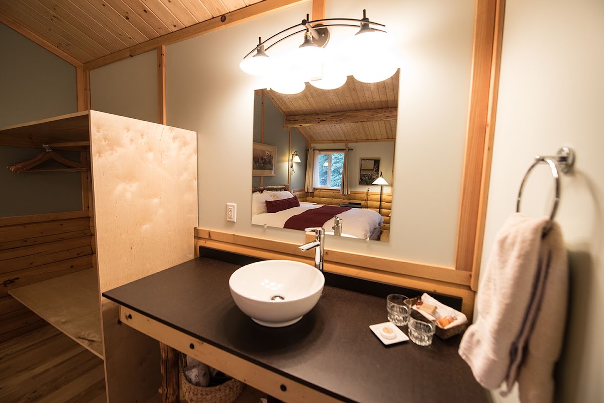 Tonglen Lake Lodge photo 3