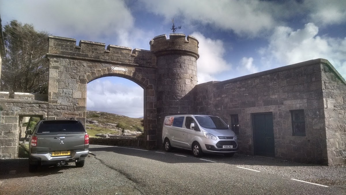 Amhuinnsuidhe Castle Estate