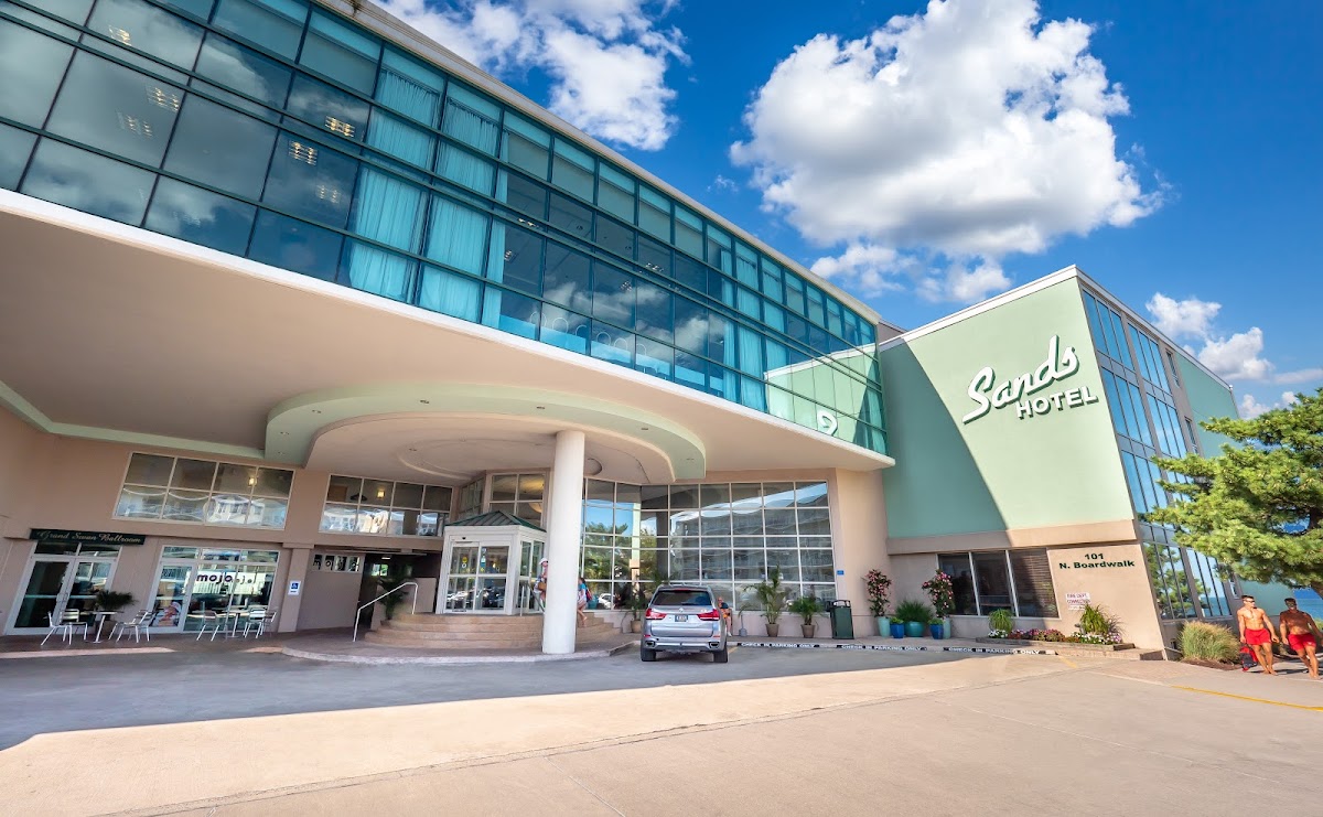 Atlantic Sands Hotel & Conference Center