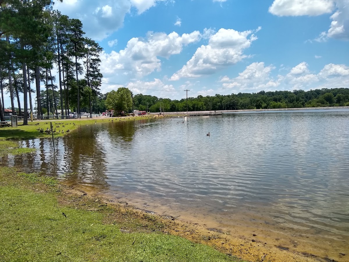Sportsman Lake Park