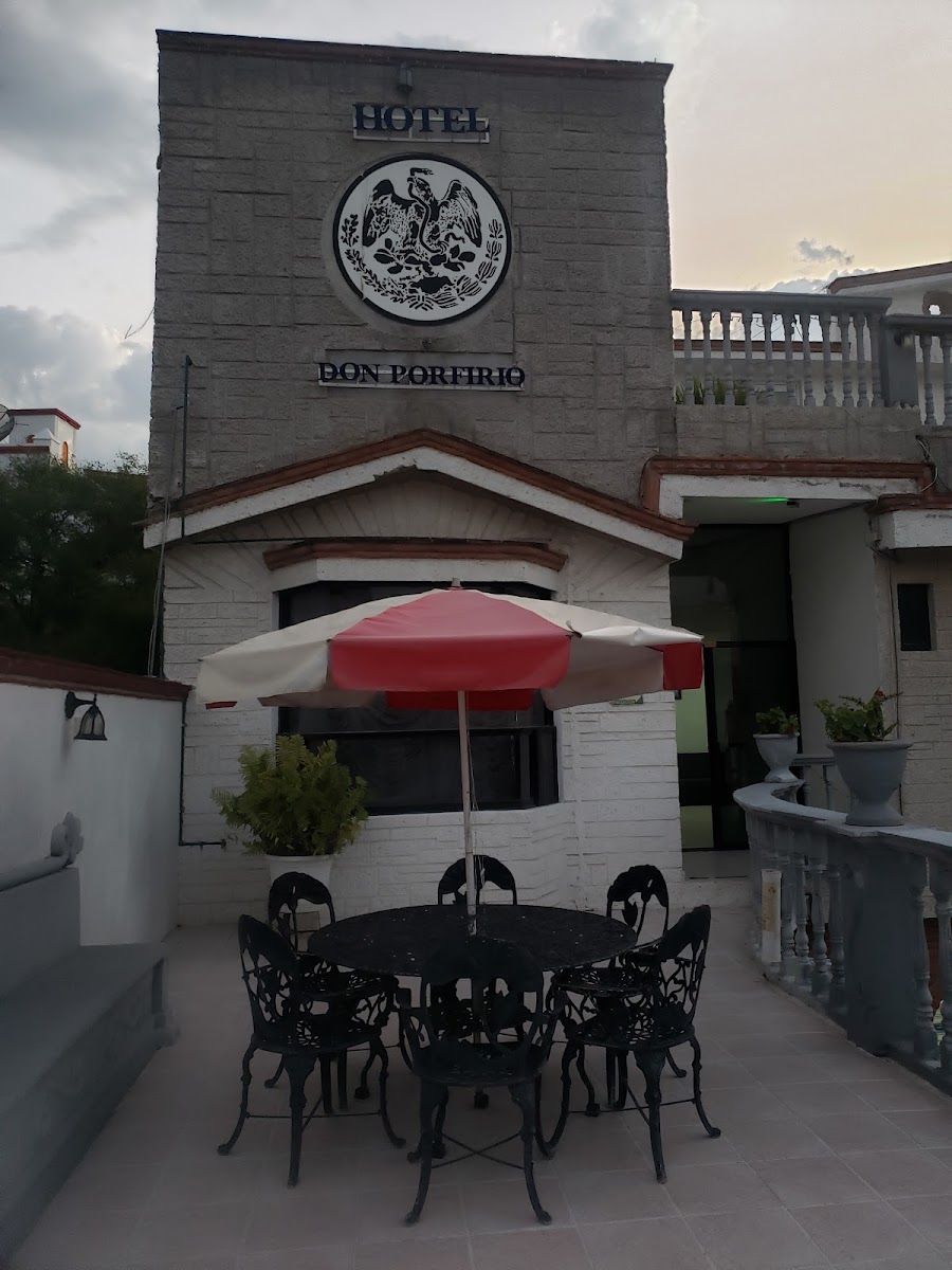 Hotel Don Porfirio photo 3