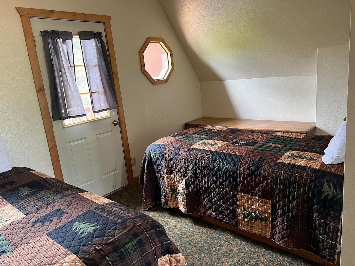 Spring Creek Inn photo 3