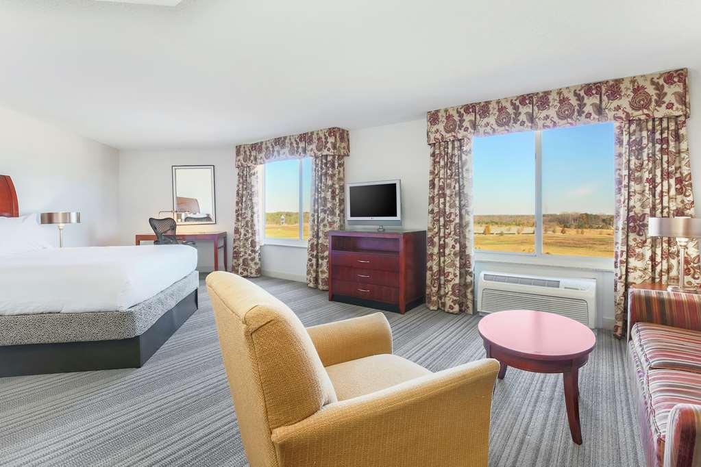 Hilton Garden Inn Roanoke Rapids photo 2