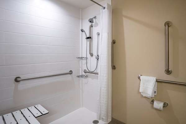 Comfort Inn & Suites Harrisonburg photo 3