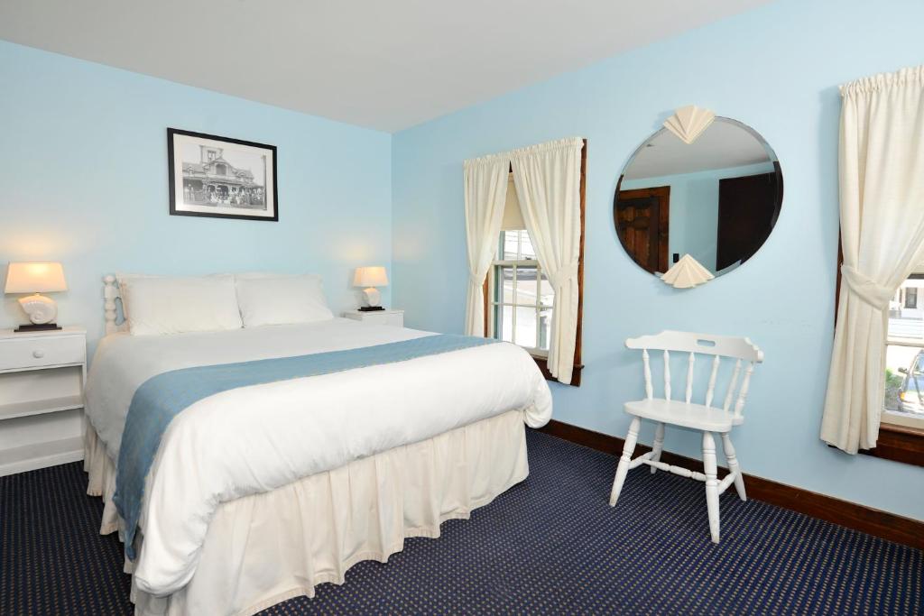 Pequot Hotel