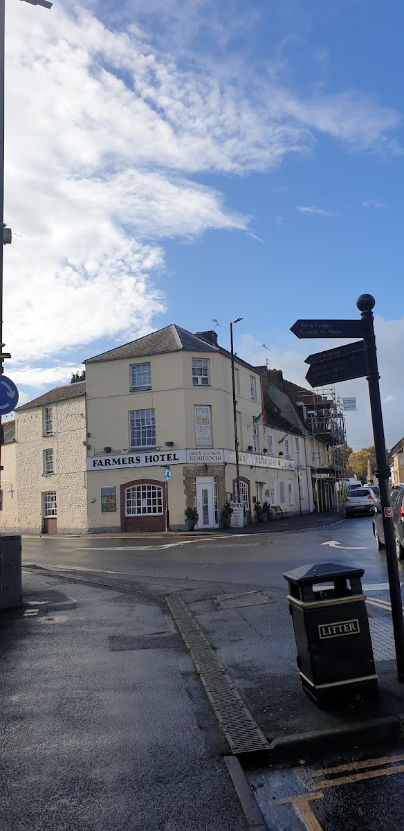 Farmers Hotel photo 3