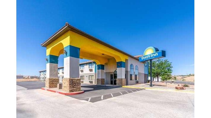 Days Inn by Wyndham Los Lunas