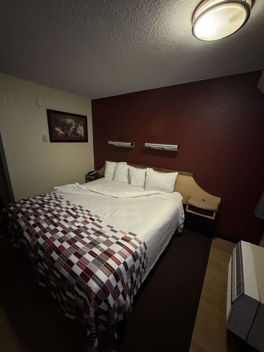 Red Roof Inn Louisville Fair And Expo photo 3