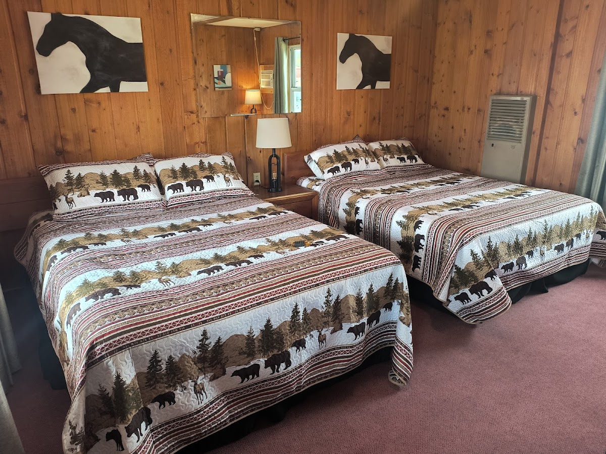Big Sky Motel photo 2